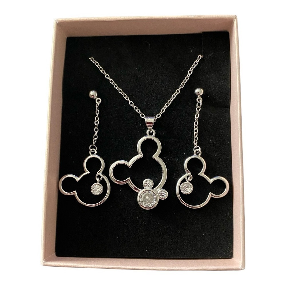 NWOT-BOUTIQUE-MICKEY NECKLACE AND EARRINGS